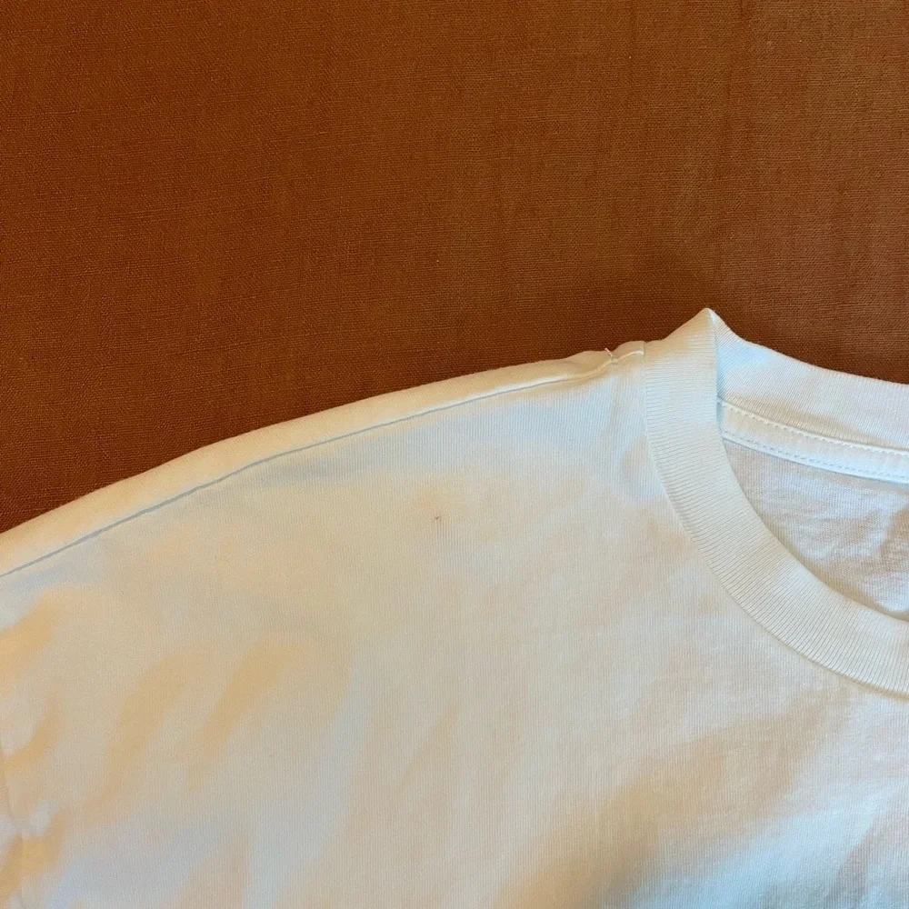 Aritzia TNA Soft Feels Kit T-Shirt - Picture 7 of 7